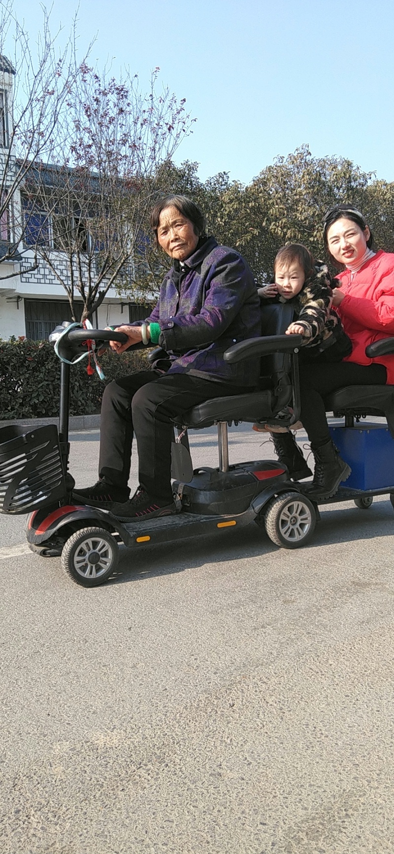 孝源老年代步車